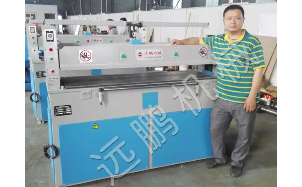 LPFϵ����}�_��ʽ���m��